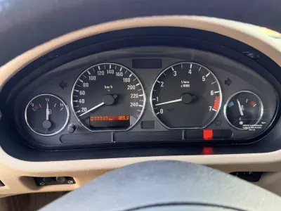 BMW Z3 2000 - 18000 EUR, 77717 km - AUTO.MOTO.pt - 77717km - foto 15 de 23