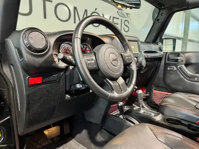 Jeep Wrangler 2019 - 65000 EUR, 19000 km - 19000km - foto 28 de 60