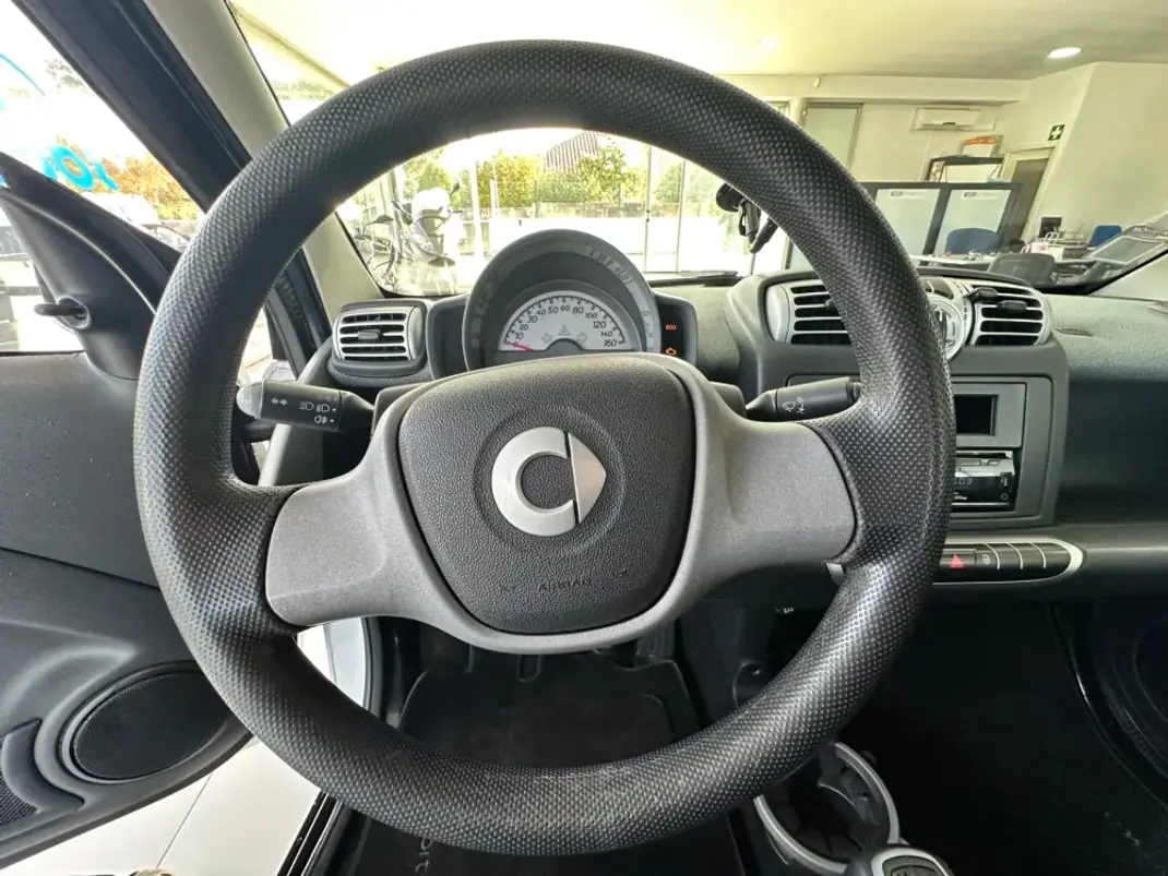 Smart ForTwo 2009 - 6490 EUR, 85000 km - 85000km - foto 8 de 13