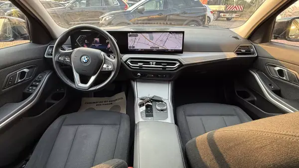 BMW 330 2023 - 32990 EUR, 95000 km - AUTO.MOTO.pt - 95000km - foto 27 de 38