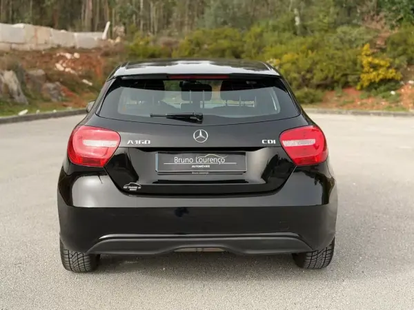 Mercedes-Benz A 160 2015 - 12900 EUR, 160650 km - AUTO.MOTO.pt - 160650km - foto 14 de 25