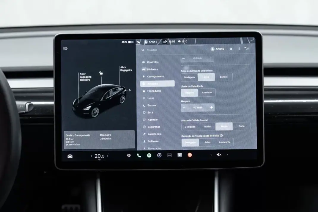 Tesla Model 3 2020 - 30950 EUR, 78000 km - AUTO.MOTO.pt - 78000km - foto 28 de 46