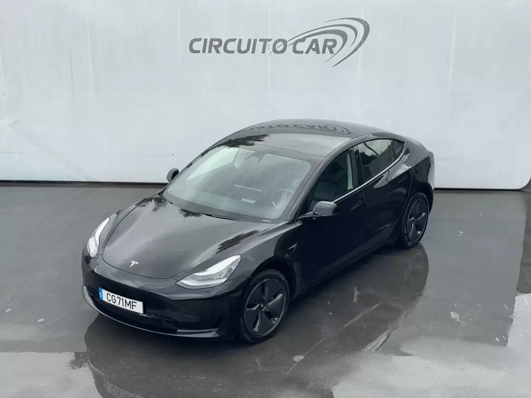 Tesla Model 3 2019 - 22995 EUR, 126801 km - AUTO.MOTO.pt - 126801km - foto 7 de 40
