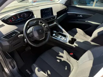 Peugeot 5008 2019 - 16500 EUR, 119000 km - AUTO.MOTO.pt - 119000km - foto 6 de 10