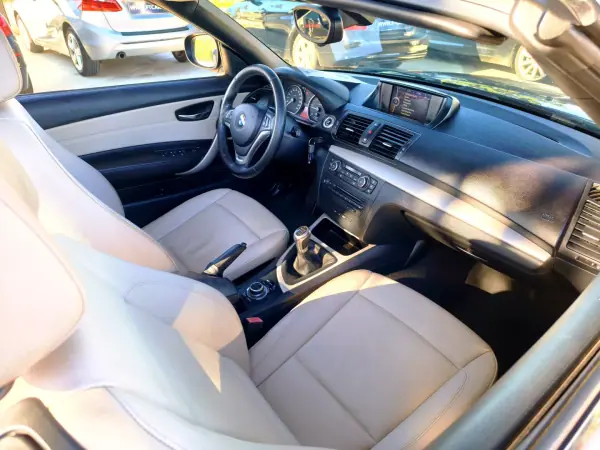 BMW 118 2014 - 13990 EUR, 229511 km - AUTO.MOTO.pt - 229511km - foto 19 de 28