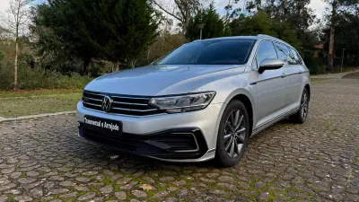 Volkswagen Passat Variant 2021 - 20900 EUR, 148000 km - AUTO.MOTO.pt - 148000km - foto 2 de 20