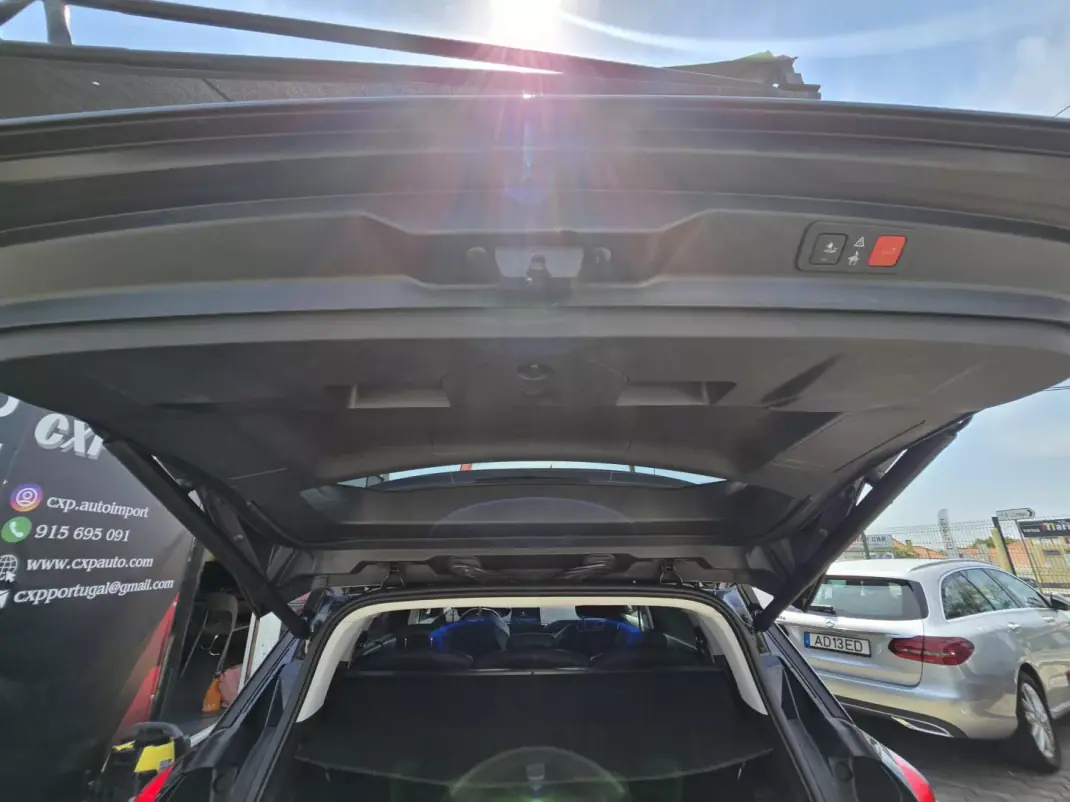 Peugeot 5008 2019 - 16900 EUR, 130000 km - 130000km - foto 12 de 18