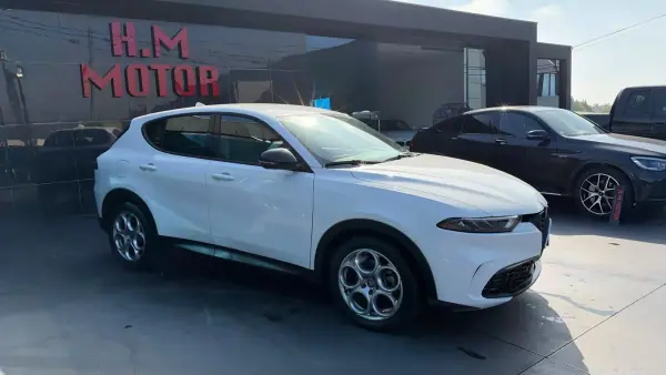 Alfa Romeo Tonale 2022 — foto 2 de 11