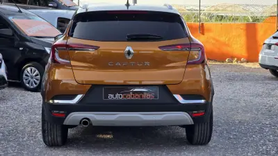 Renault Captur 2021 - 18500 EUR, 53600 km - AUTO.MOTO.pt - 53600km - foto 10 de 22