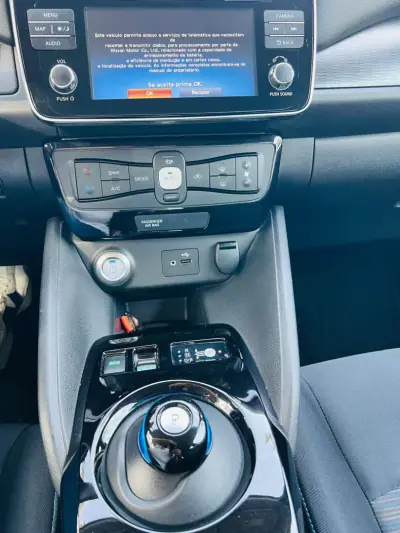 Nissan Leaf 2019 - 14750 EUR, 56425 km - AUTO.MOTO.pt - 56425km - foto 34 de 40