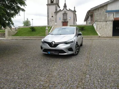 Renault Clio 2022 - 13490 EUR, 149000 km - AUTO.MOTO.pt - 149000km - foto 2 de 42