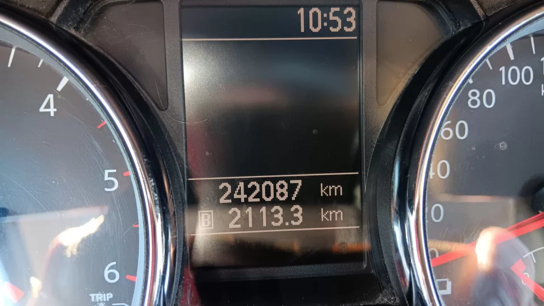Nissan Qashqai 2012 - 8500 EUR, 242080 km - AUTO.MOTO.pt - 242080km - foto 13 de 24