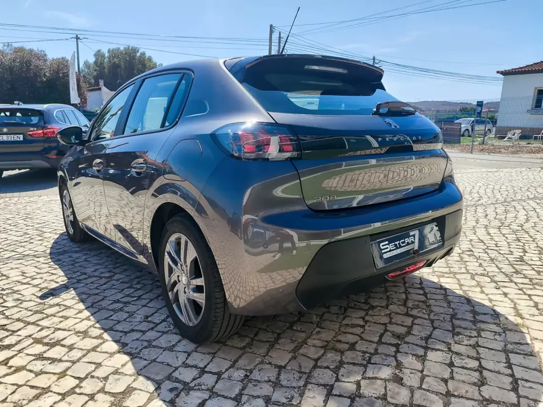 Peugeot 208 2022 - 14900 EUR, 28000 km - 28000km - foto 7 de 18