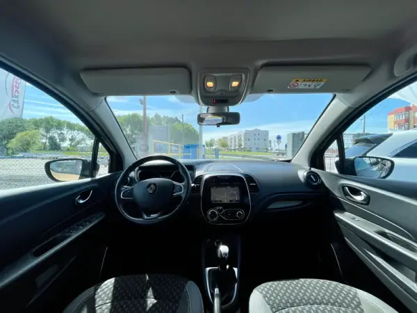 Renault Captur 2017 - 12950 EUR, 85620 km - AUTO.MOTO.pt - 85620km - foto 23 de 27