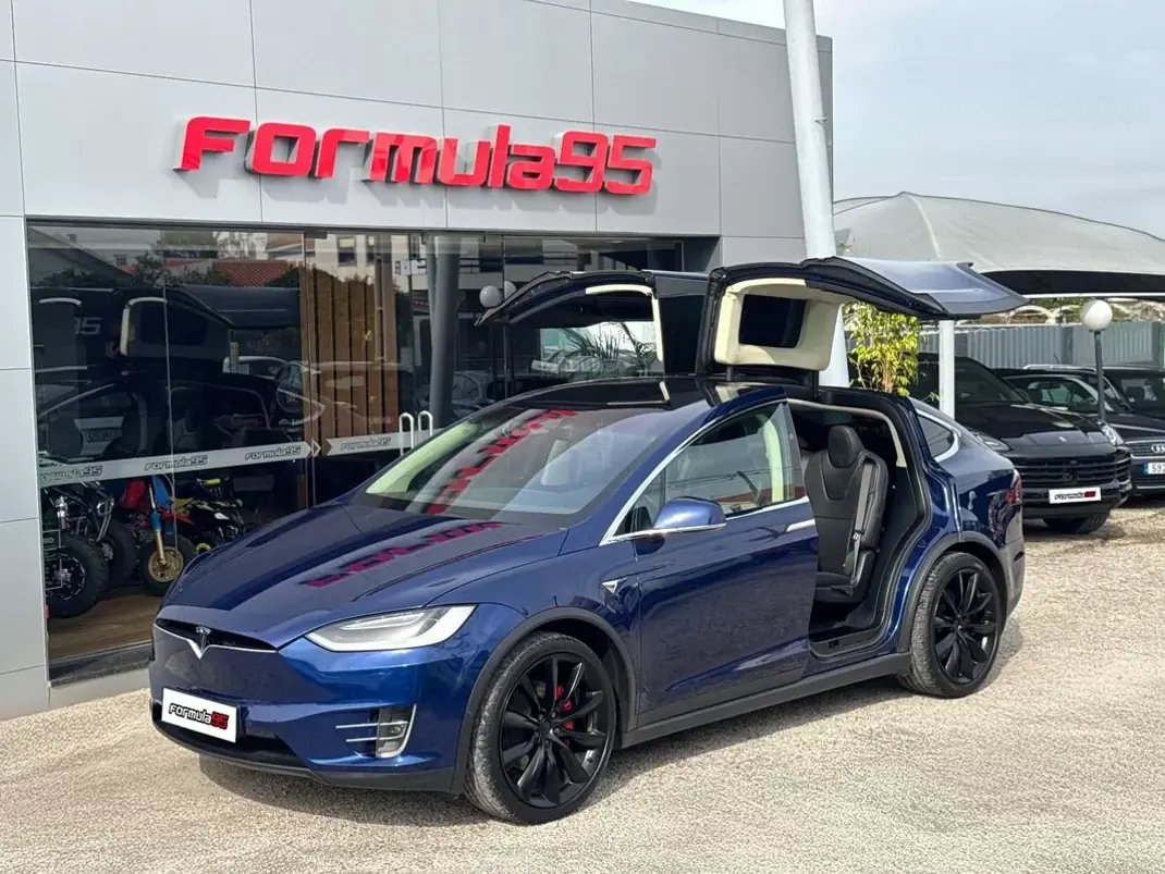 Tesla Model X 2017 - 38900 EUR, 49854 km - AUTO.MOTO.pt - 49854km - foto 10 de 14