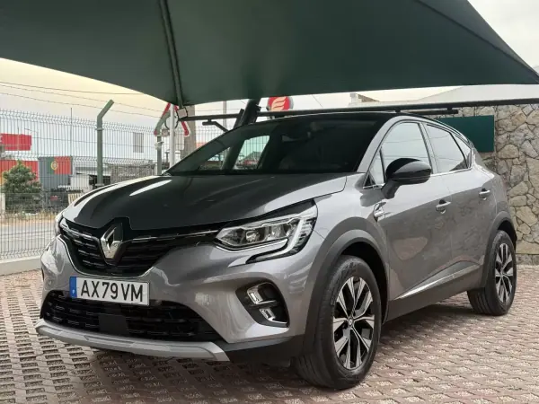 Renault Captur 2023 — foto 2 de 12