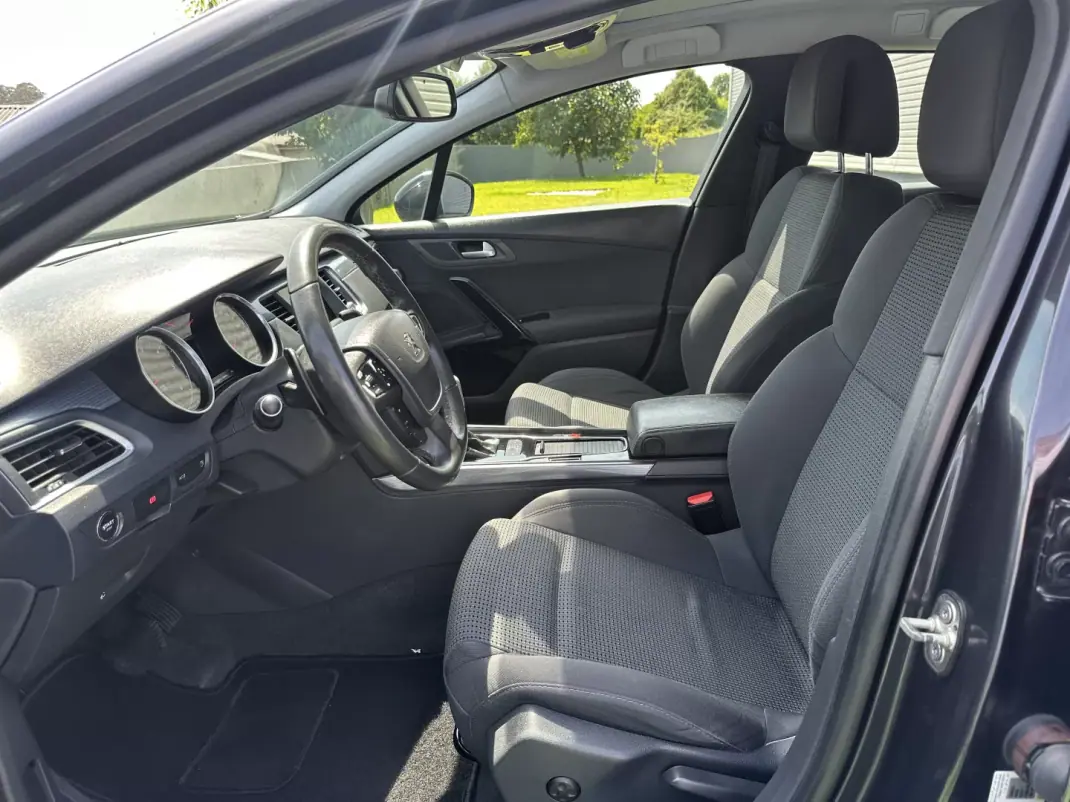 Peugeot 508 SW 2018 - 13900 EUR, 155000 km - AUTO.MOTO.pt - 155000km - foto 29 de 68