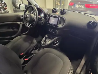 Smart ForTwo Coupé 2018 - 11280 EUR, 51580 km - 51580km - foto 13 de 29