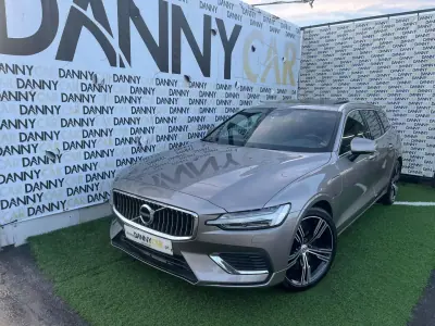 Volvo V60 2020 - 29000 EUR, 115000 km - AUTO.MOTO.pt - 115000km - foto 2 de 20