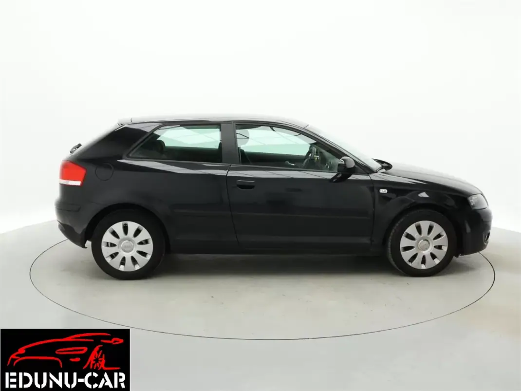 Audi A3 2007 - 5750 EUR, 260000 km - AUTO.MOTO.pt - 260000km - foto 5 de 11