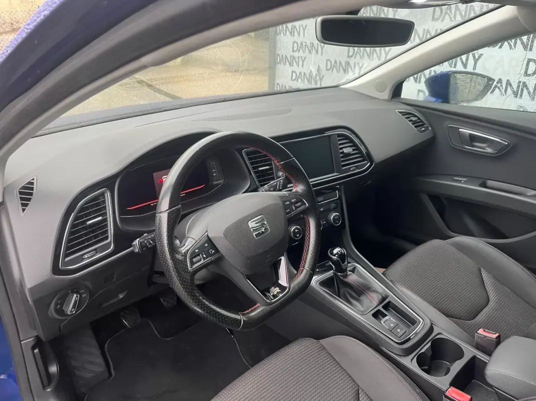 SEAT Leon 2019 - 16750 EUR, 99000 km - AUTO.MOTO.pt - 99000km - foto 6 de 17