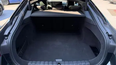 BMW i4 2023 - 52000 EUR, 58000 km - 58000km - foto 12 de 13