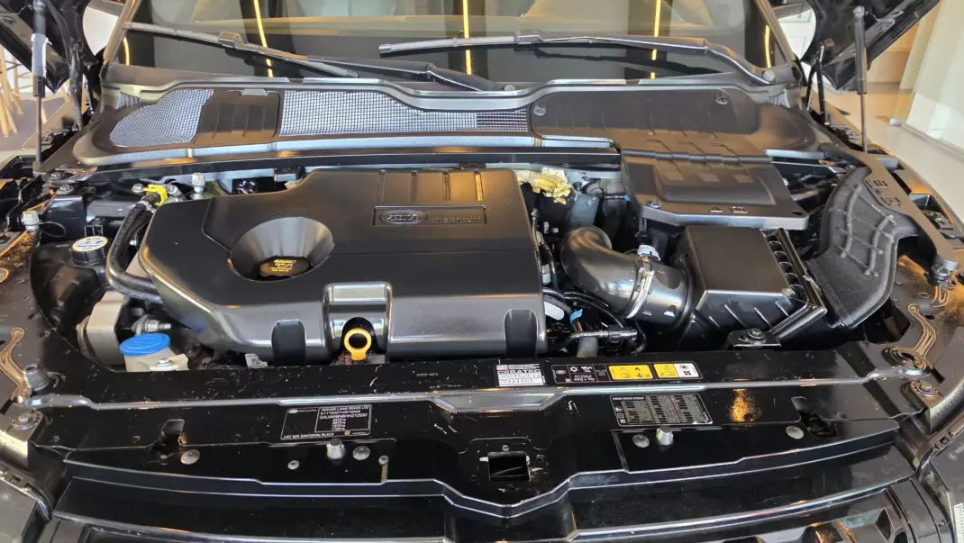 Land Rover Range Rover Evoque Cabrio 2017 - 28750 EUR, 133417 km - 133417km - foto 25 de 62