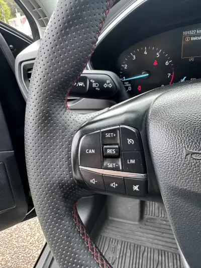 Ford Focus 2018 - 10900 EUR, 100000 km - AUTO.MOTO.pt - 100000km - foto 39 de 56