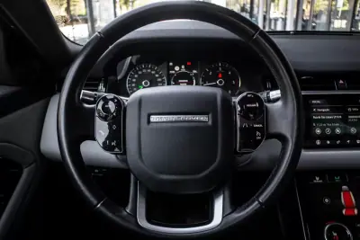 Land Rover Range Rover Evoque 2020 - 32990 EUR, 108253 km - AUTO.MOTO.pt - 108253km - foto 11 de 43