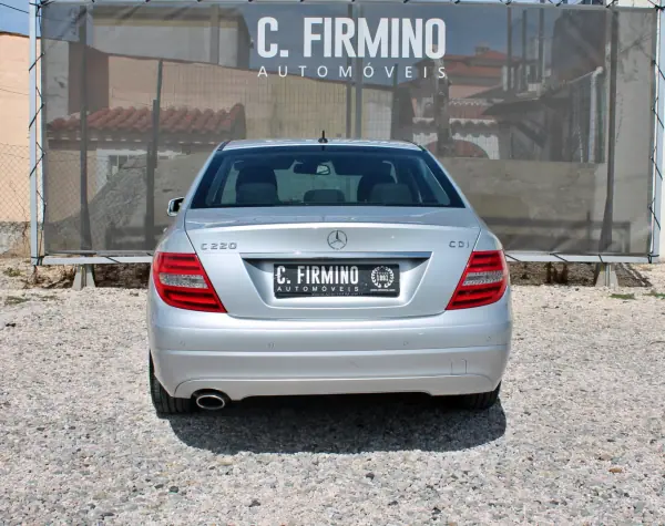 Mercedes-Benz C 220 2013 - 15900 EUR, 122723 km - AUTO.MOTO.pt - 122723km - foto 6 de 27
