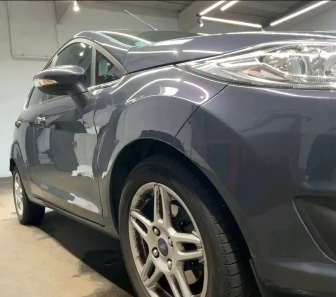 Ford Fiesta 2013 - 7900 EUR, 117058 km - AUTO.MOTO.pt - 117058km - foto 6 de 6