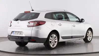 Renault Mégane Sport Tourer 2010 - 4950 EUR, 195235 km - AUTO.MOTO.pt - 195235km - foto 5 de 22