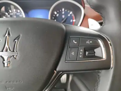 Maserati Ghibli 2015 - 34500 EUR, 129900 km - AUTO.MOTO.pt - 129900km - foto 29 de 36
