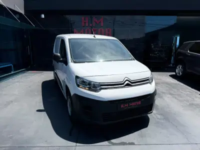Citroën BERLINGO VAN XL 1.5 BLUE HDI 3 LUGARES 2023 - 100000km
