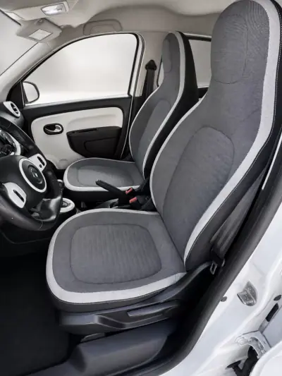 Renault Twingo 2020 - 11800 EUR, 60486 km - 60486km - foto 10 de 12