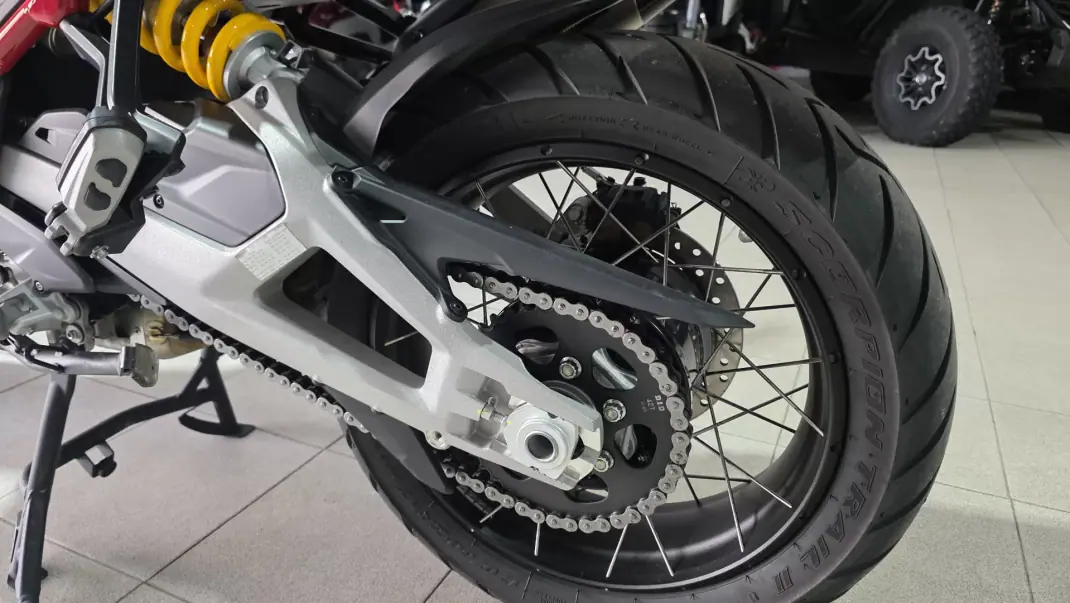 Ducati Multistrada 1260 Enduro 2024 - 28500 EUR, 3867 km - AUTO.MOTO.pt - 3867km - foto 12 de 27