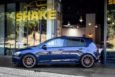 Volkswagen Golf 2015 - 24990 EUR, 83192 km - AUTO.MOTO.pt - 83192km - foto 2 de 45