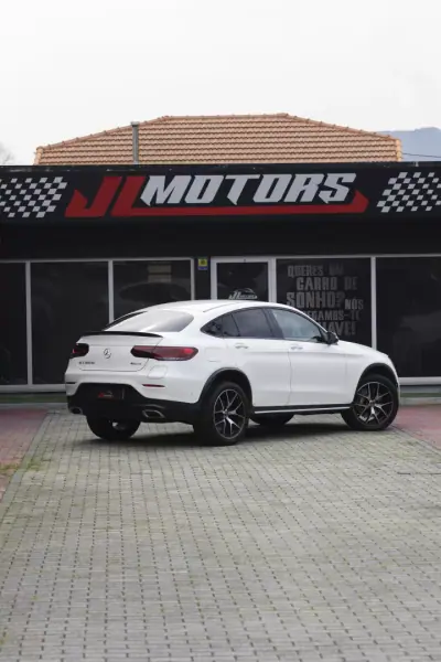 Mercedes-Benz GLC 300 2022 - 48900 EUR, 141780 km - AUTO.MOTO.pt - 141780km - foto 31 de 36