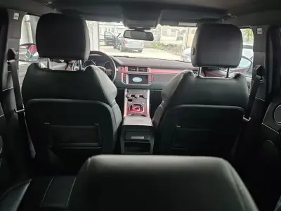 Land Rover Range Rover Evoque 2016 - 17499 EUR, 185000 km - AUTO.MOTO.pt - 185000km - foto 13 de 17