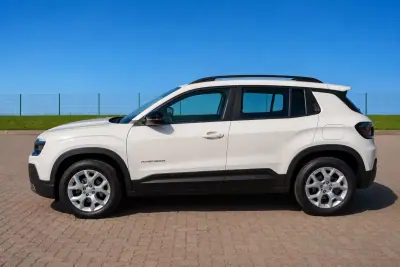 Jeep Avenger 2024 - 21900 EUR, 55789 km - AUTO.MOTO.pt - 55789km - foto 3 de 15