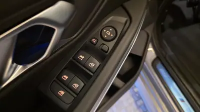 BMW 320 2024 - 42500 EUR, 5552 km - AUTO.MOTO.pt - 5552km - foto 36 de 58