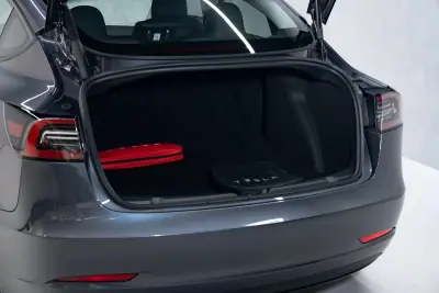 Tesla Model 3 2023 - 31950 EUR, 88000 km - 88000km - foto 13 de 48