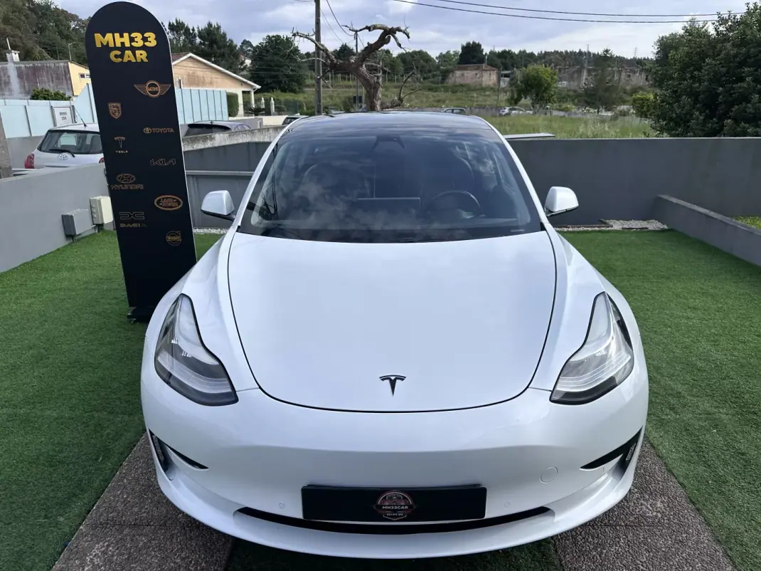 Tesla Model 3 2019 - 15500 EUR, 333000 km - AUTO.MOTO.pt - 333000km - foto 5 de 62