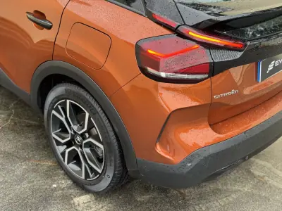 Citroën e-C4 2021 - 16990 EUR, 56000 km - AUTO.MOTO.pt - 56000km - foto 8 de 13