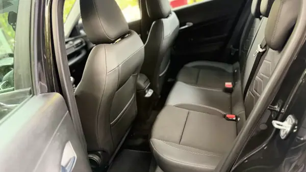 Jeep Avenger 2024 - 20900 EUR, 12166 km - AUTO.MOTO.pt - 12166km - foto 11 de 25