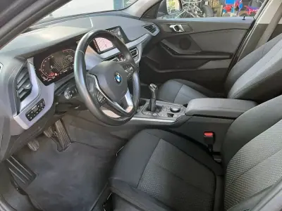 BMW 116 2021 - 18900 EUR, 141720 km - AUTO.MOTO.pt - 141720km - foto 3 de 11