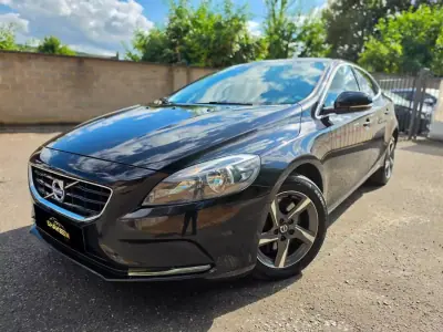 Volvo V40 2015 - 178697km