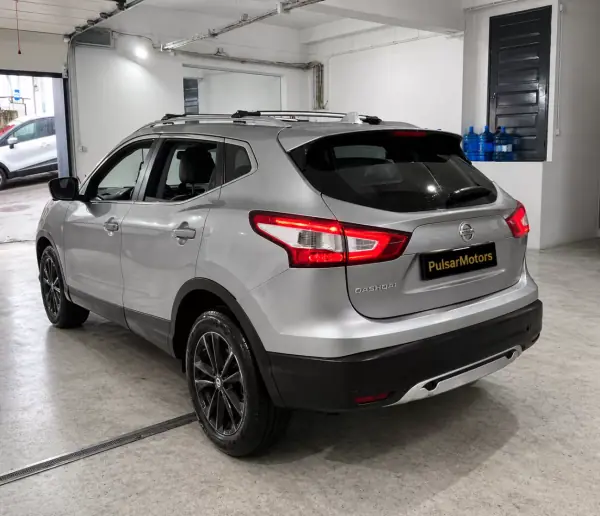 Nissan Qashqai 2014 - 13900 EUR, 179252 km - AUTO.MOTO.pt - 179252km - foto 4 de 10