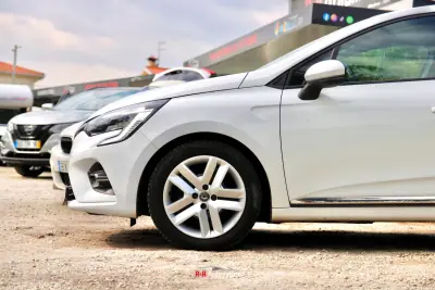Renault Clio 2020 - 13700 EUR, 97000 km - AUTO.MOTO.pt - 97000km - foto 7 de 37