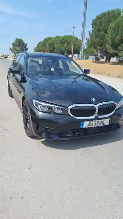 BMW 320 2021 — foto 6 de 12